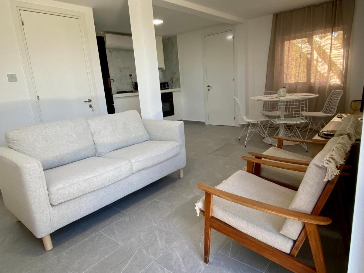 Ammos Luxury Suits And Residences Pegeia Eksteriør billede